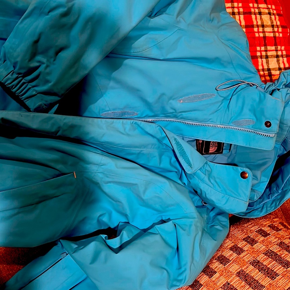 Women’s North Face light winter/spring jacket